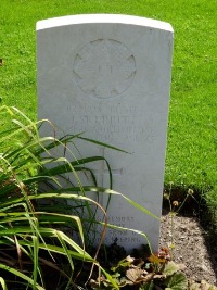 Klagenfurt War Cemetery - Skerritt, James